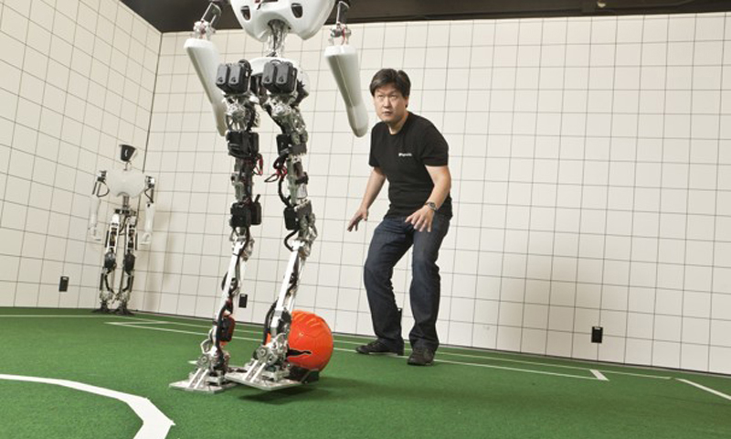 virginia_tech_robot_socer1